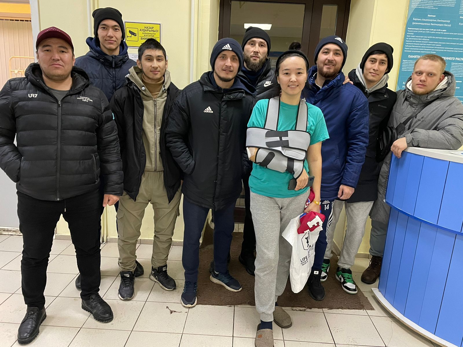 Футболшылар жанкүйерді қуантты