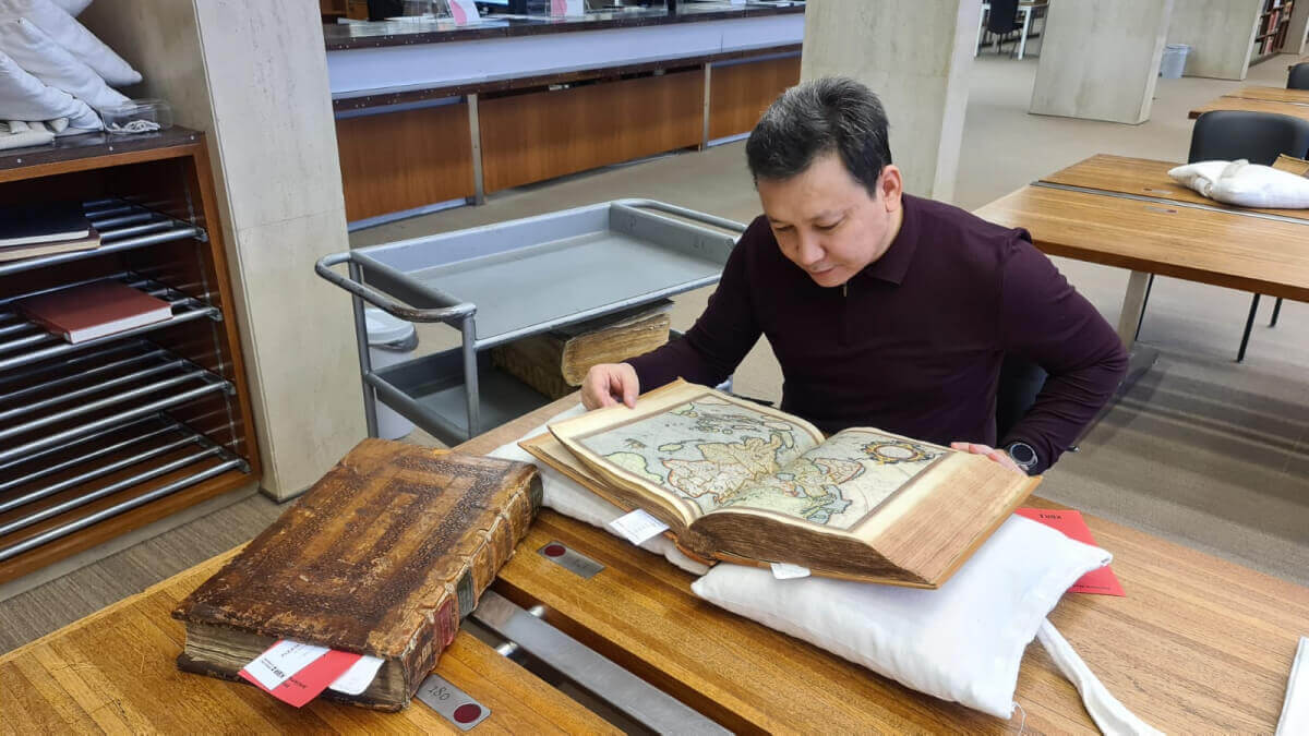 Қазақияны таңбалаған карталар