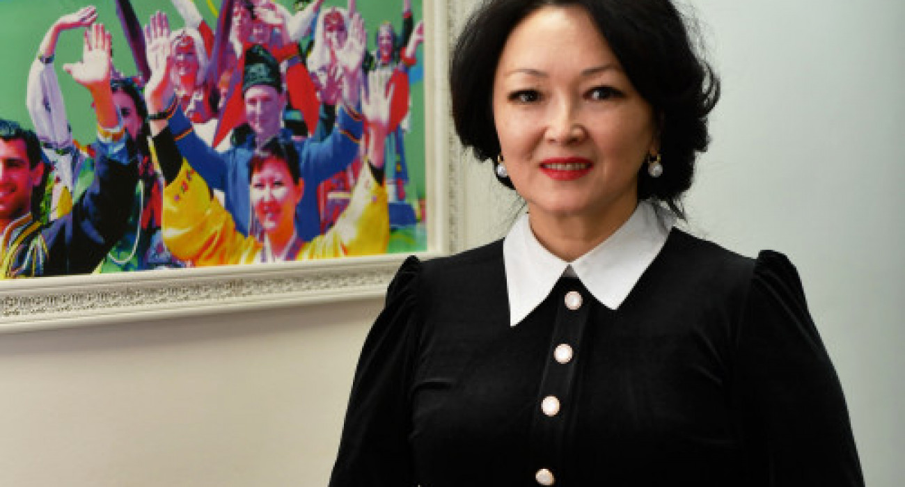 Әріптестерімен жыныстық қатынас туралы бейне