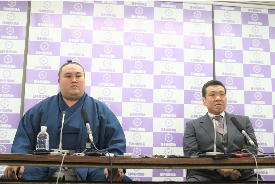 Жапон күресінің жампозы