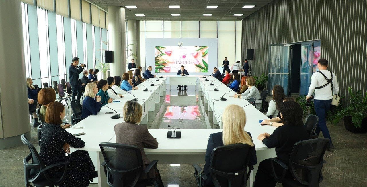 Көктем мерекесімен құттықтады