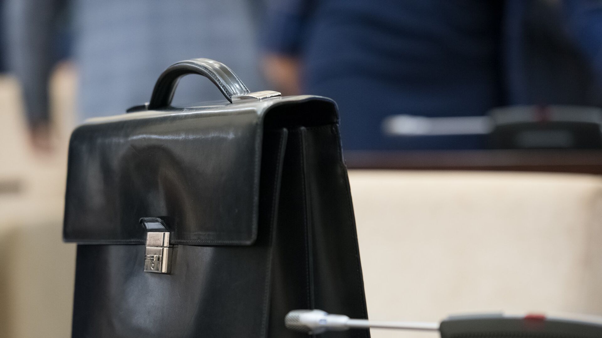 Ауыл әкімінің абыройы қайтсе артады?