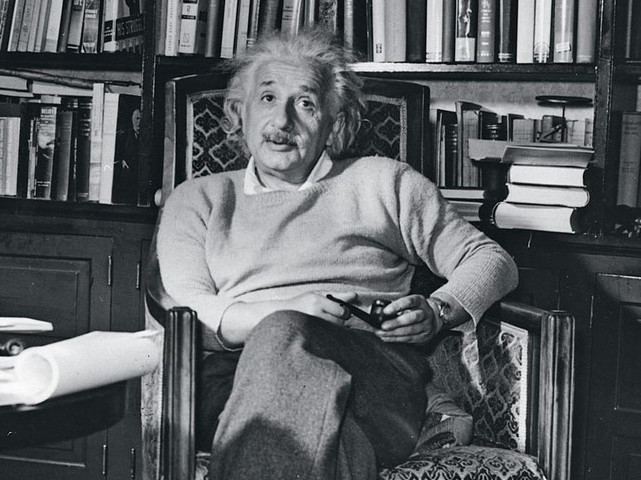 Эйнштейн туралы айтылатын деректер қаншалықты рас?