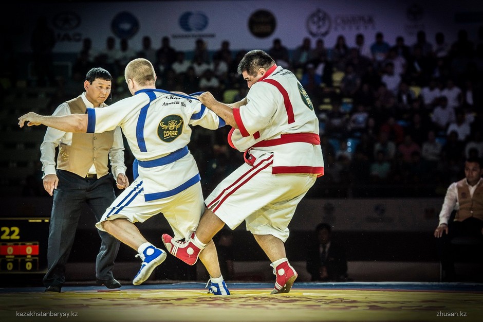 Қазақ күресін төрге шығарғандар