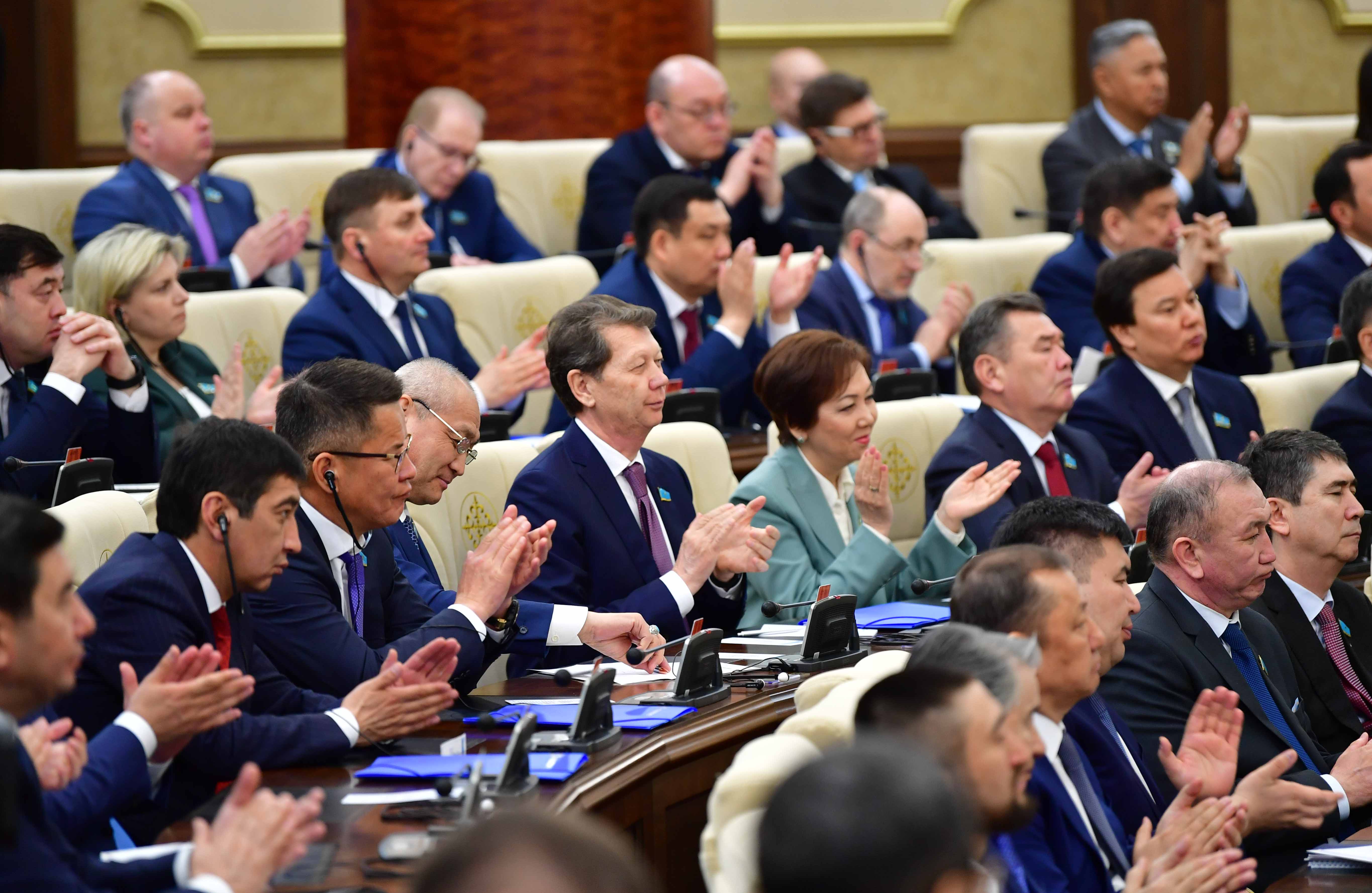 Адам капиталын дамыту айқындалады