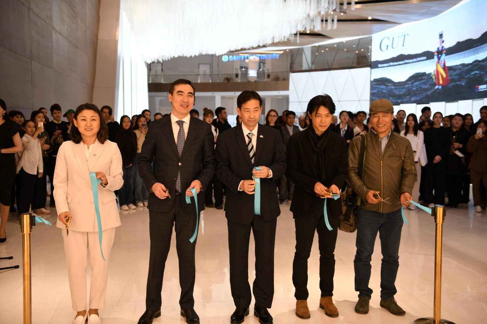 Корей фотосуретшілерінің көрмесі