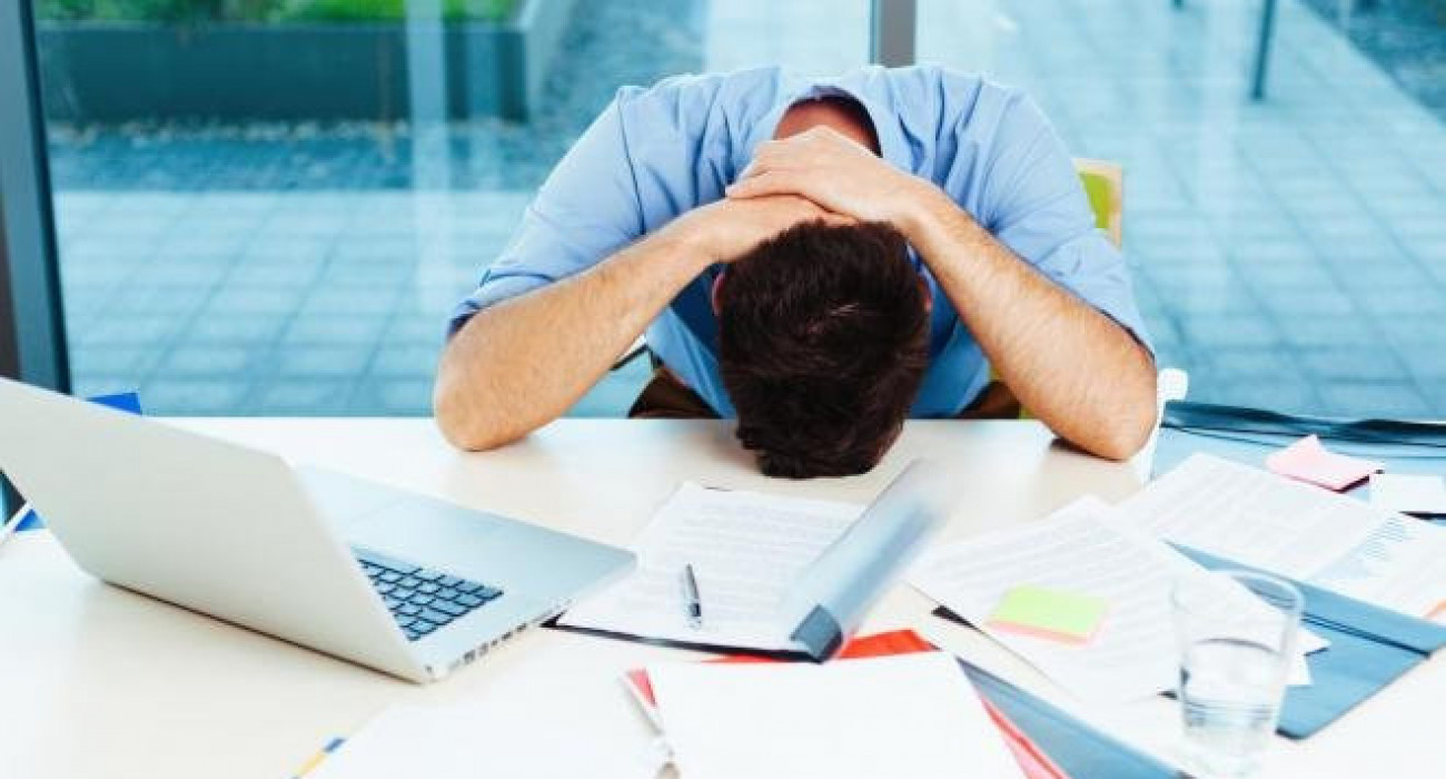 Трусики жоқ мини юбка жасырын камера порно