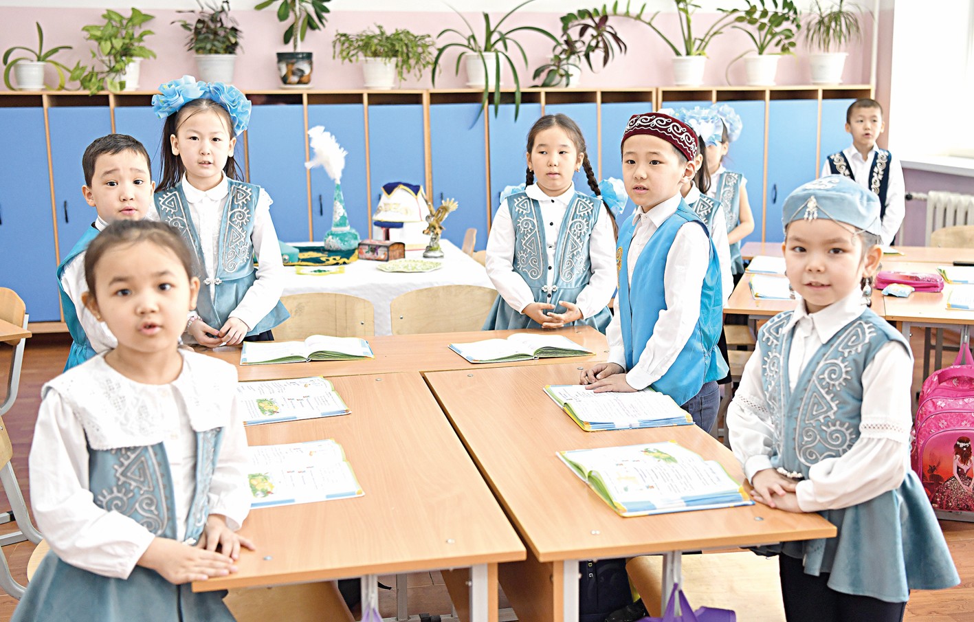 Түнгі серуендер порно онлайн көру