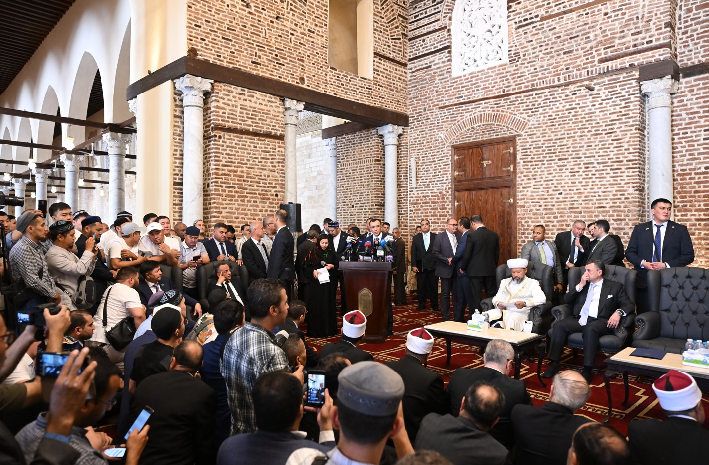 Мысырдағы жаңғырған Бейбарыс сұлтан мешіті