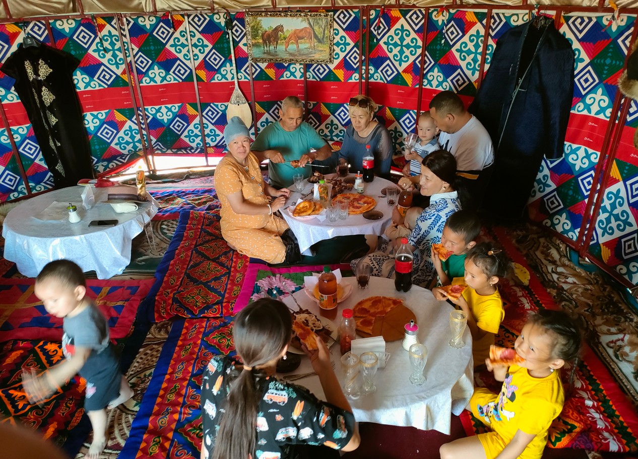 Қарасудағы қымызхана