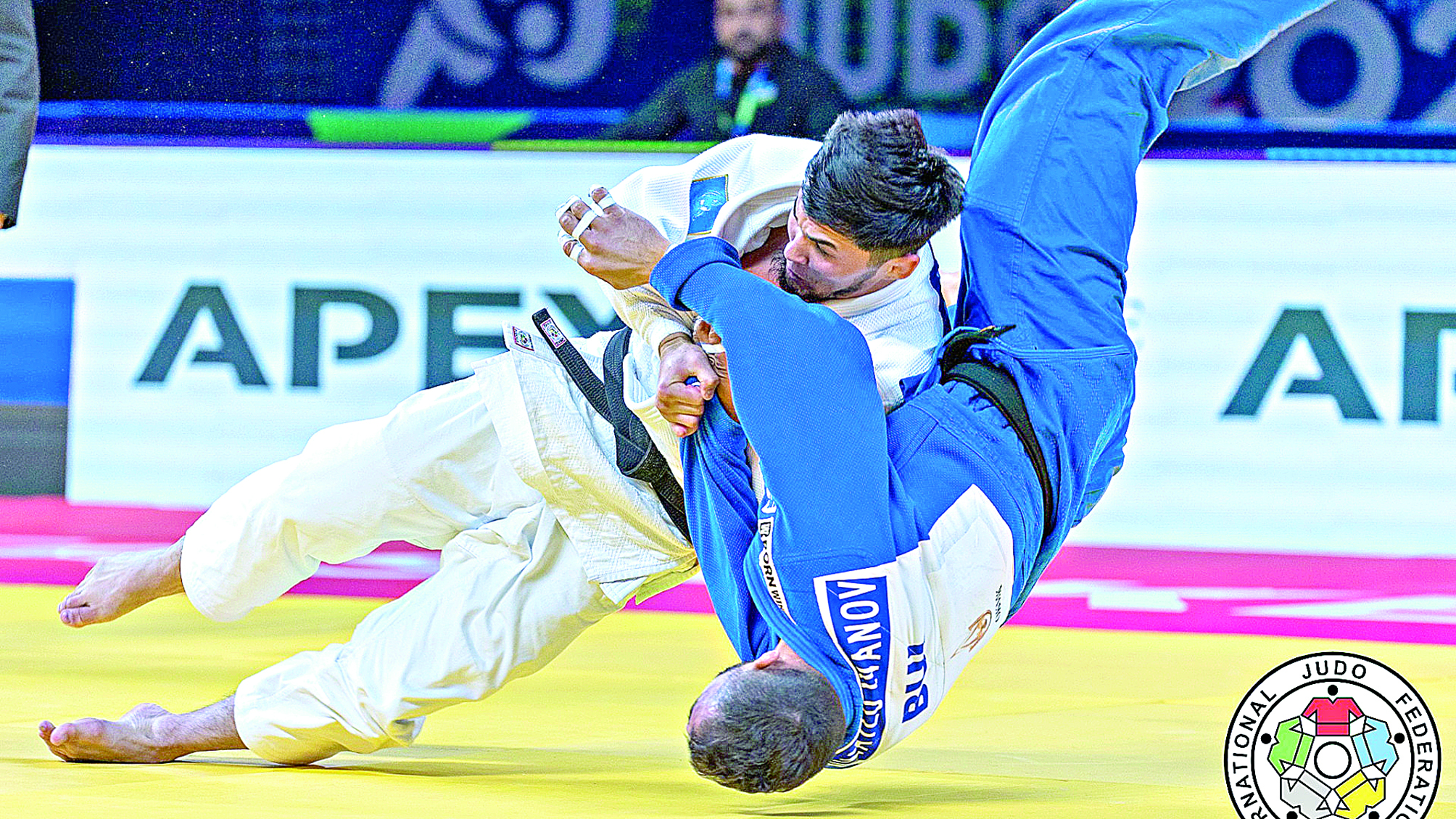 Балуандарымыздың жеті жүлдесі