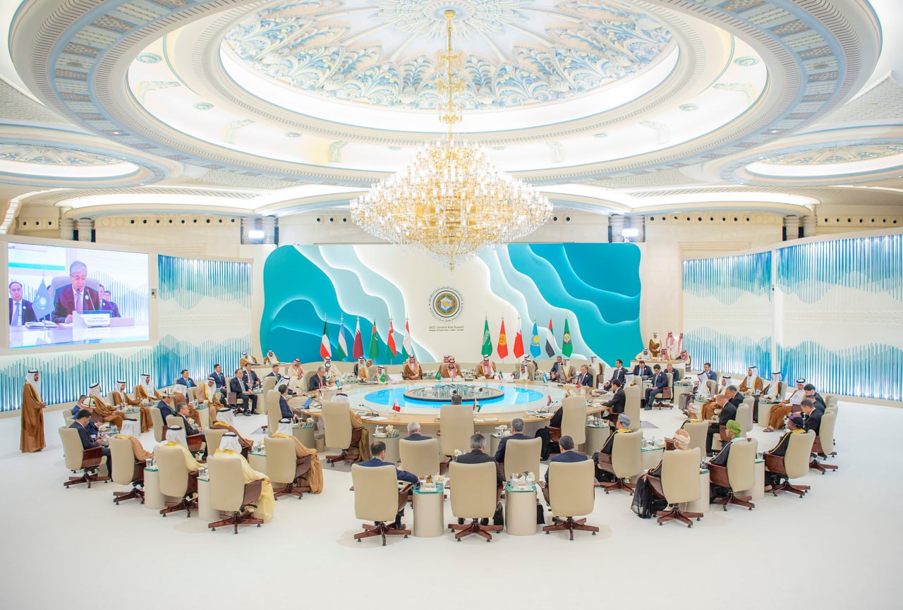 «Орталық Азия + Шығанақтағы араб мемлекеттерінің ынтымақтастық кеңесі» бірінші саммиті басталды