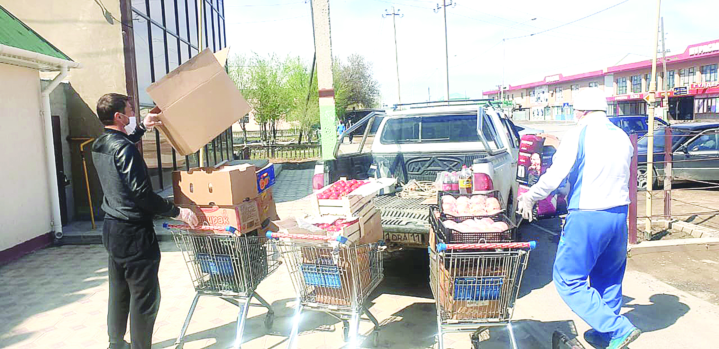 Жомарт жүректі  жастар