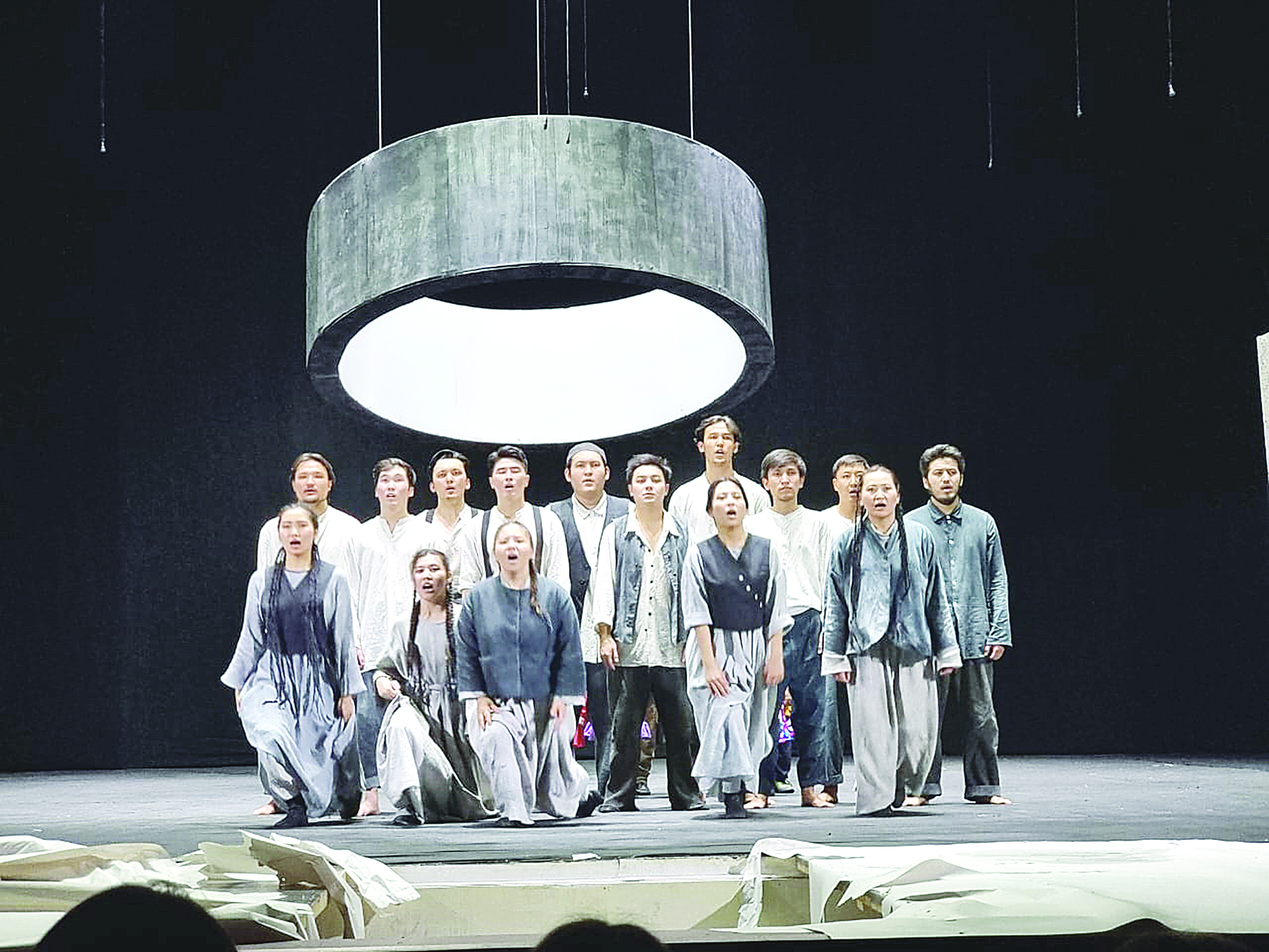 Алдымызда Мәскеу, шегінерге жол жоқ!