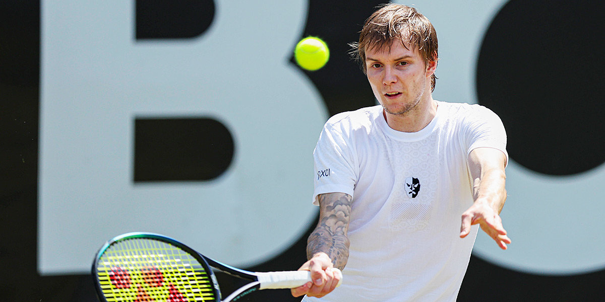 Екінші айналымда сүрінді