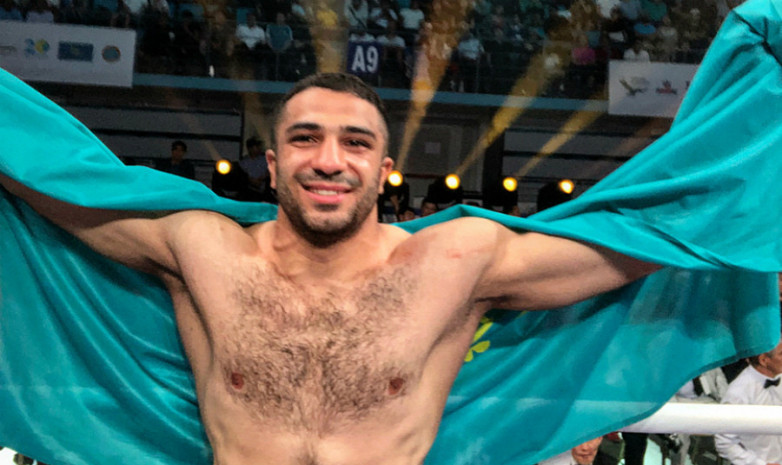 Қытайда жұдырықтасады