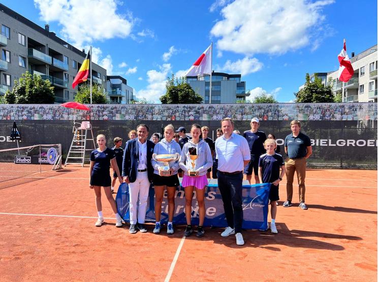 Ева Корышева халықаралық жарыста топ жарды