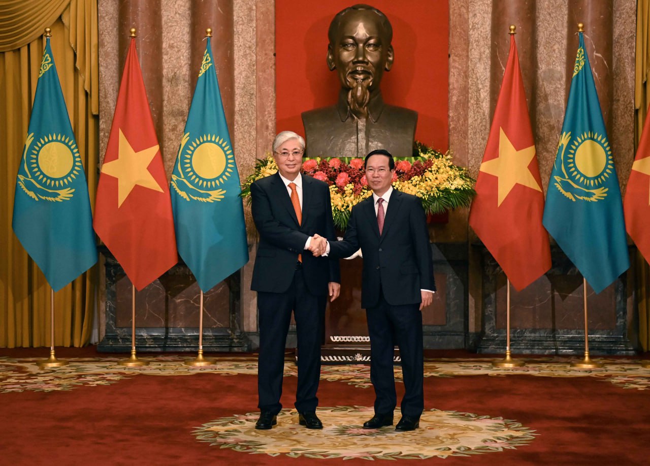 Мемлекет басшысы Вьетнам Президентімен келіссөз жүргізді