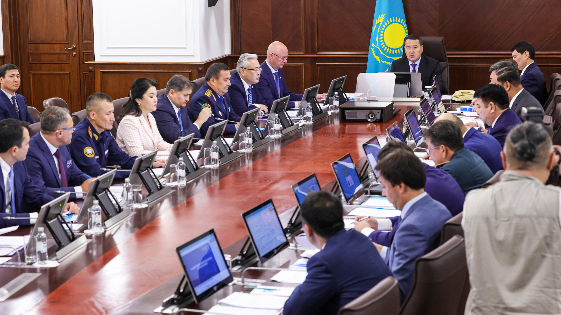 Қыстың қамын жаз ойла