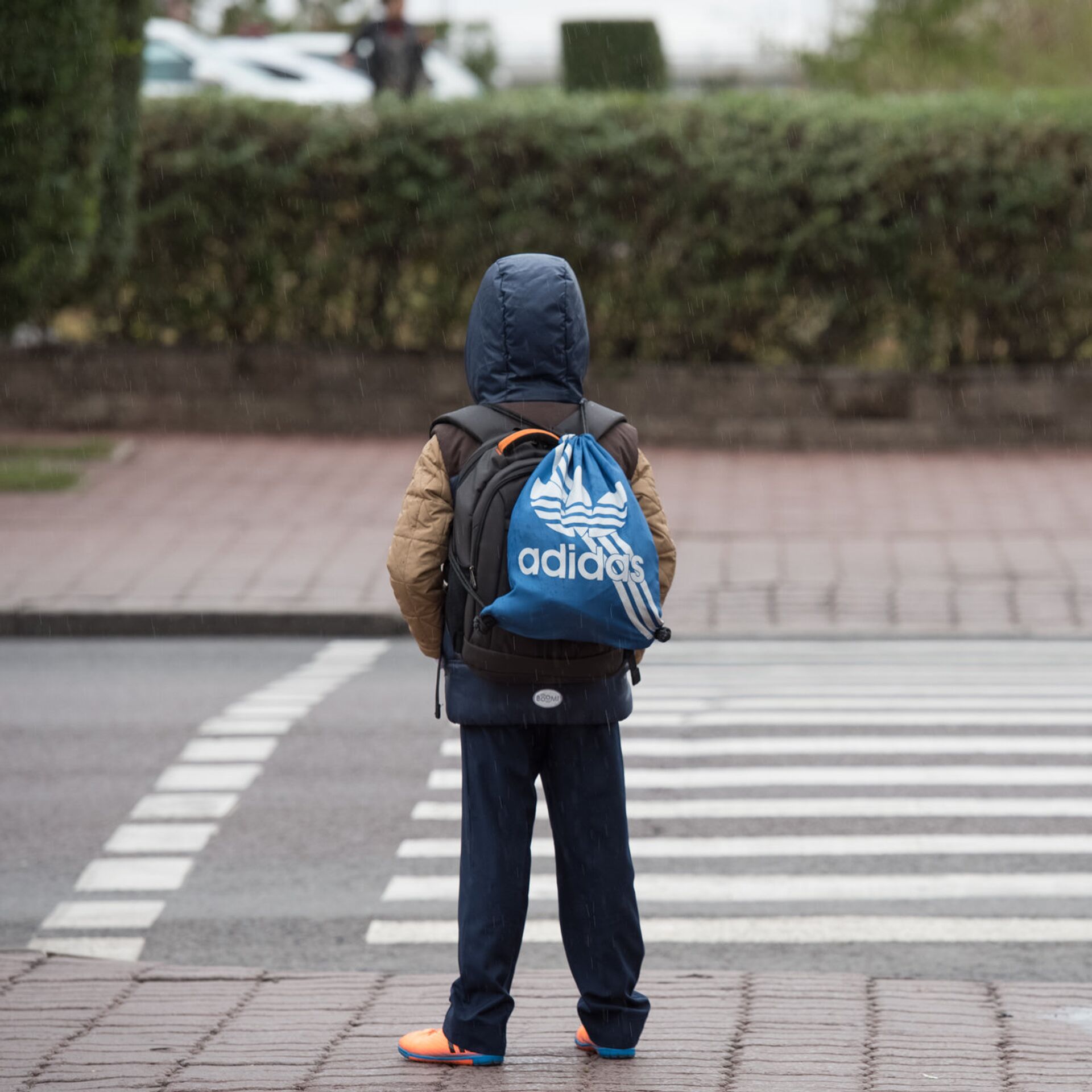 Балақай, жолдан байқашы!