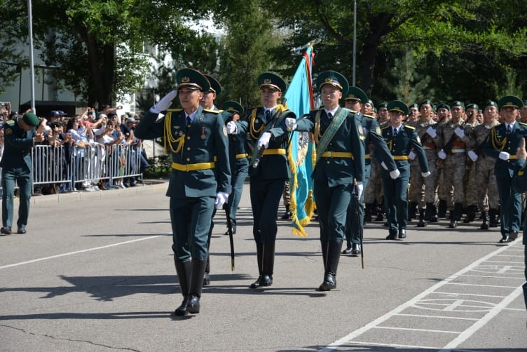Курсанттар ант қабылдады