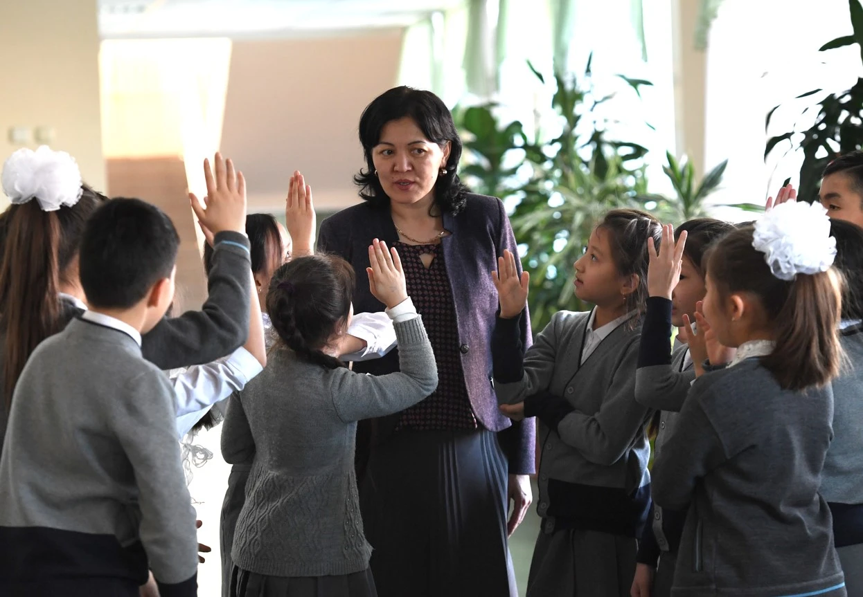 Тәрбие тәртіппен ғана шектелмейді