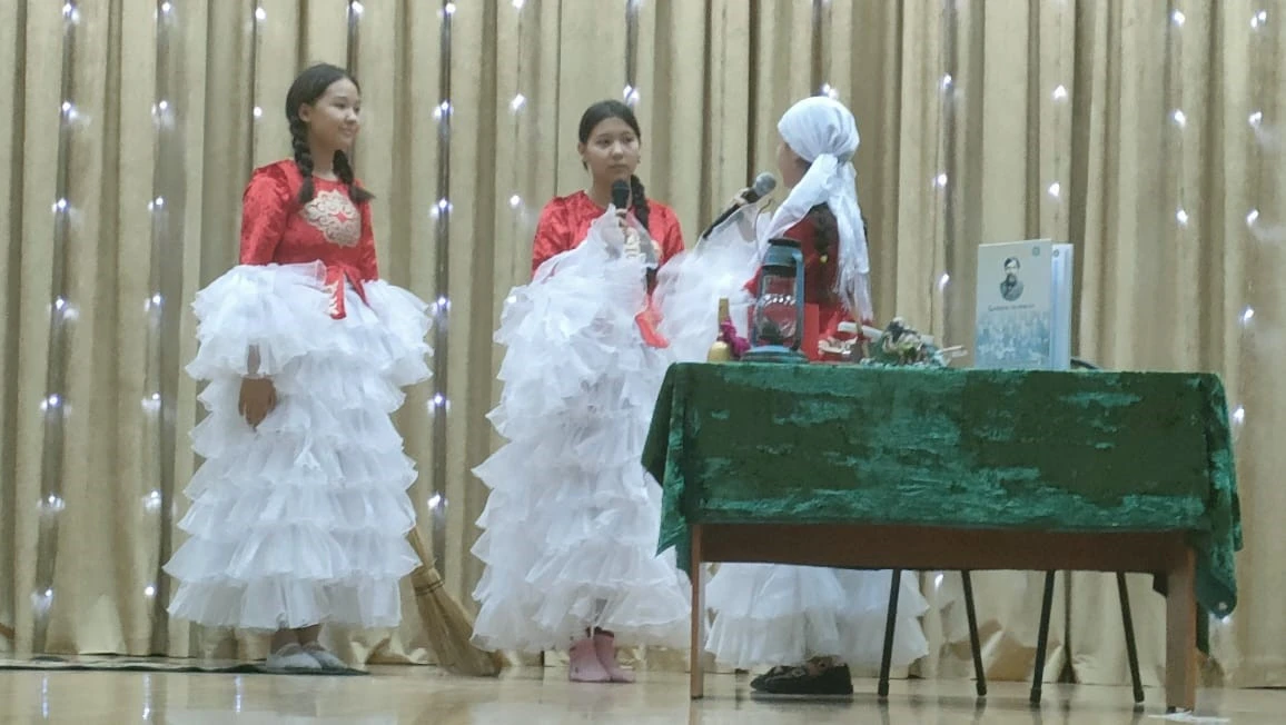 Арқалық өрендері озып тұр