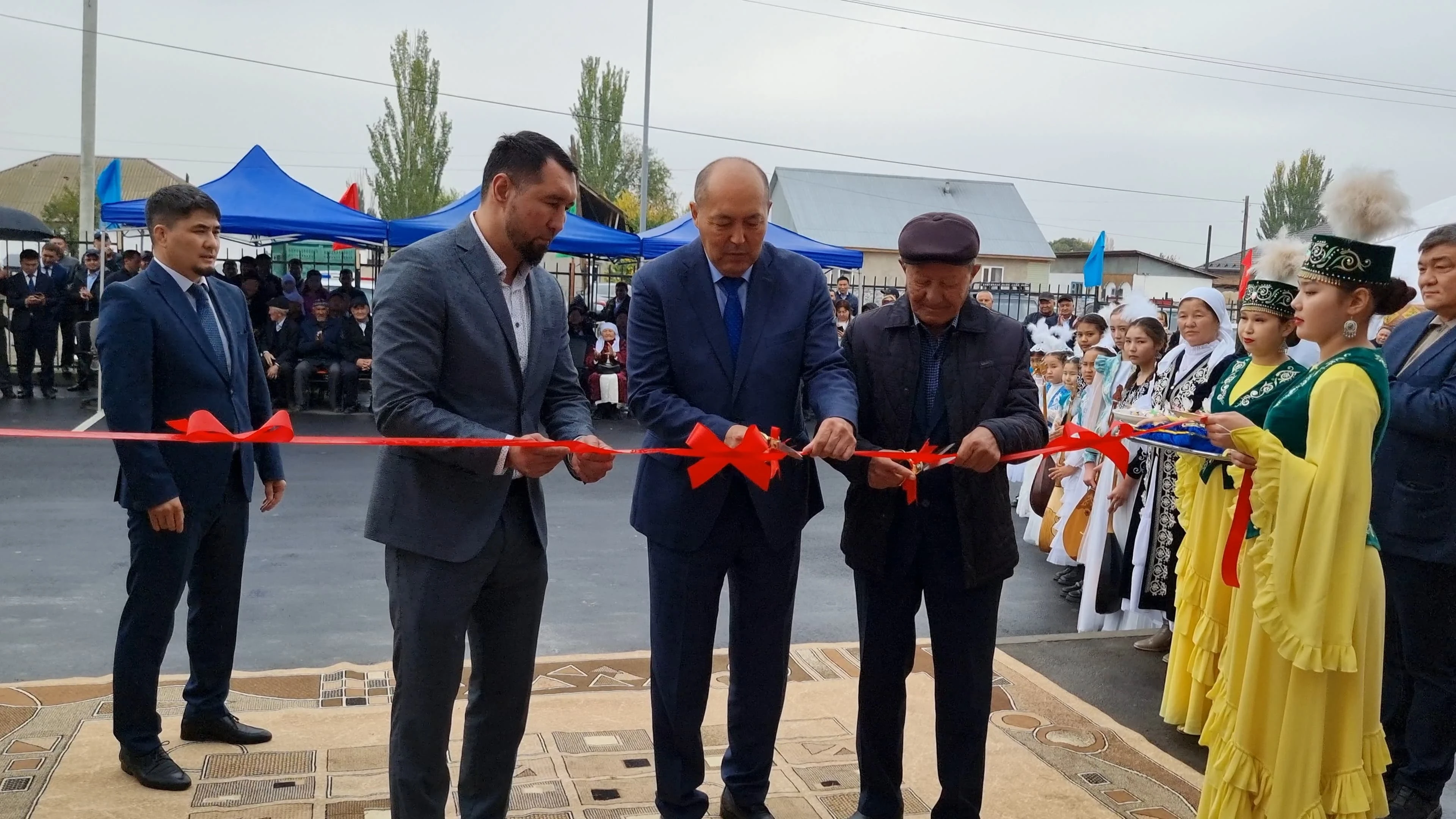 Жаттығамын десең, спорт кешеніне бар