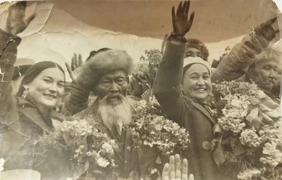 Алыпты алғаш танытқан