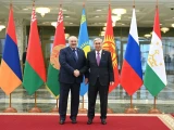 Мемлекет басшысын Тәуелсіздік Сарайында Беларусь Президенті қарсы алды