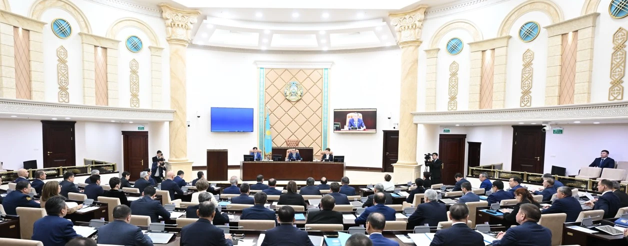 Сенаторларды алаңдатқан сан мәселе