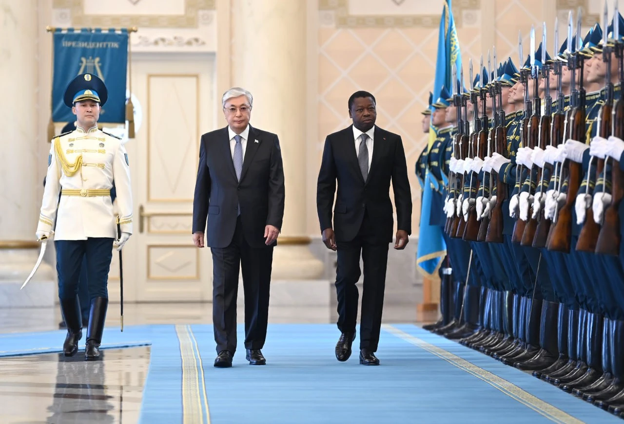 Қасым-Жомарт Тоқаев Того Президентін салтанатты түрде қарсы алды