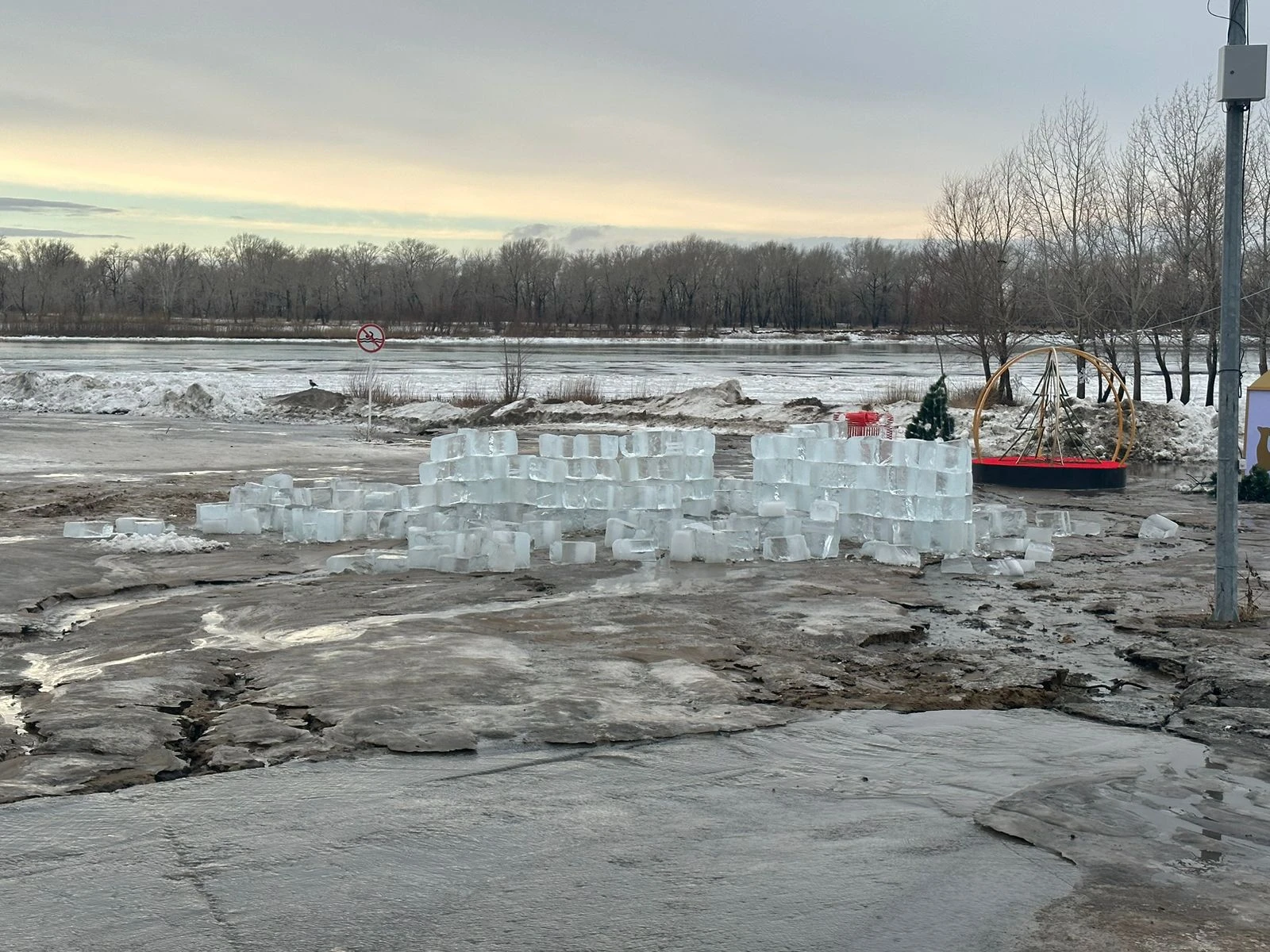 53 миллиондық мұз қалашығы еріп жатыр