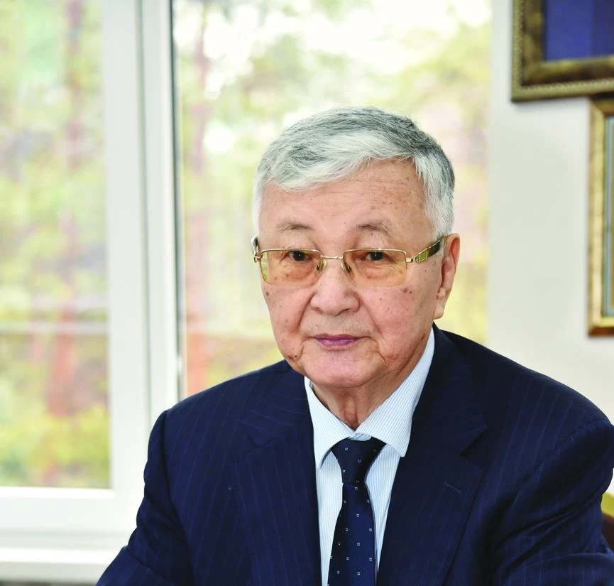 Қазыналы университет