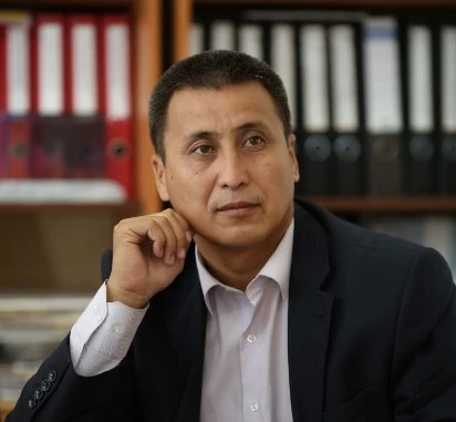 Жұмыла көтерген жүк жеңіл