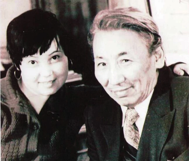 Поэзиядағы біздің әкеміз