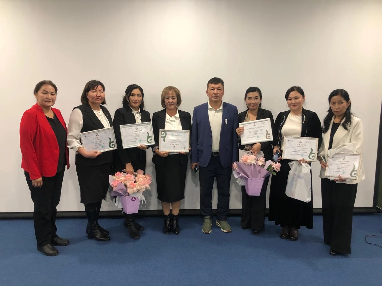 Үздік оқырмандар үкіленді