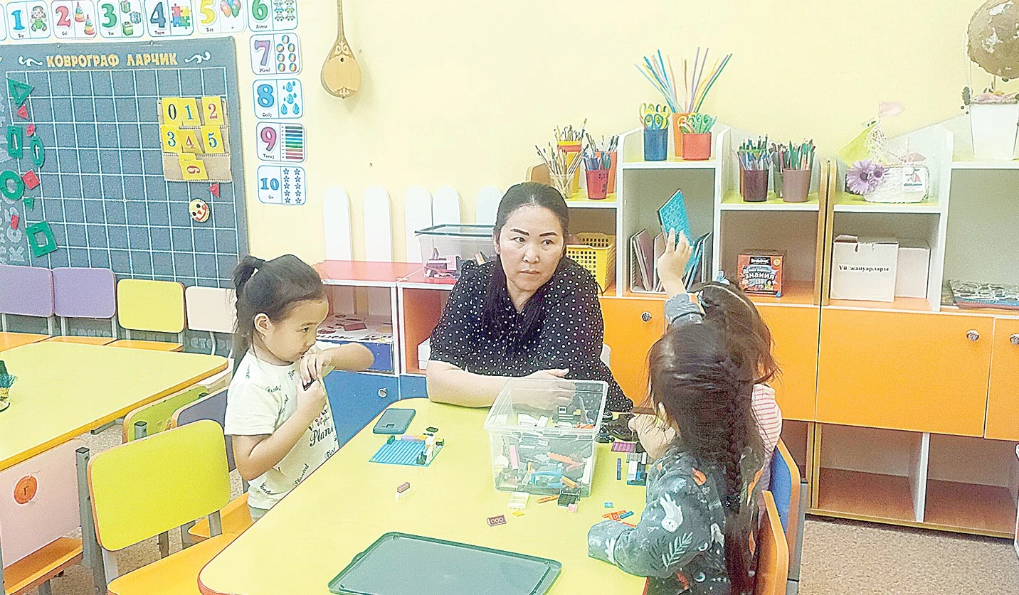 Балабақшадағы бөбектер далада қала ма?