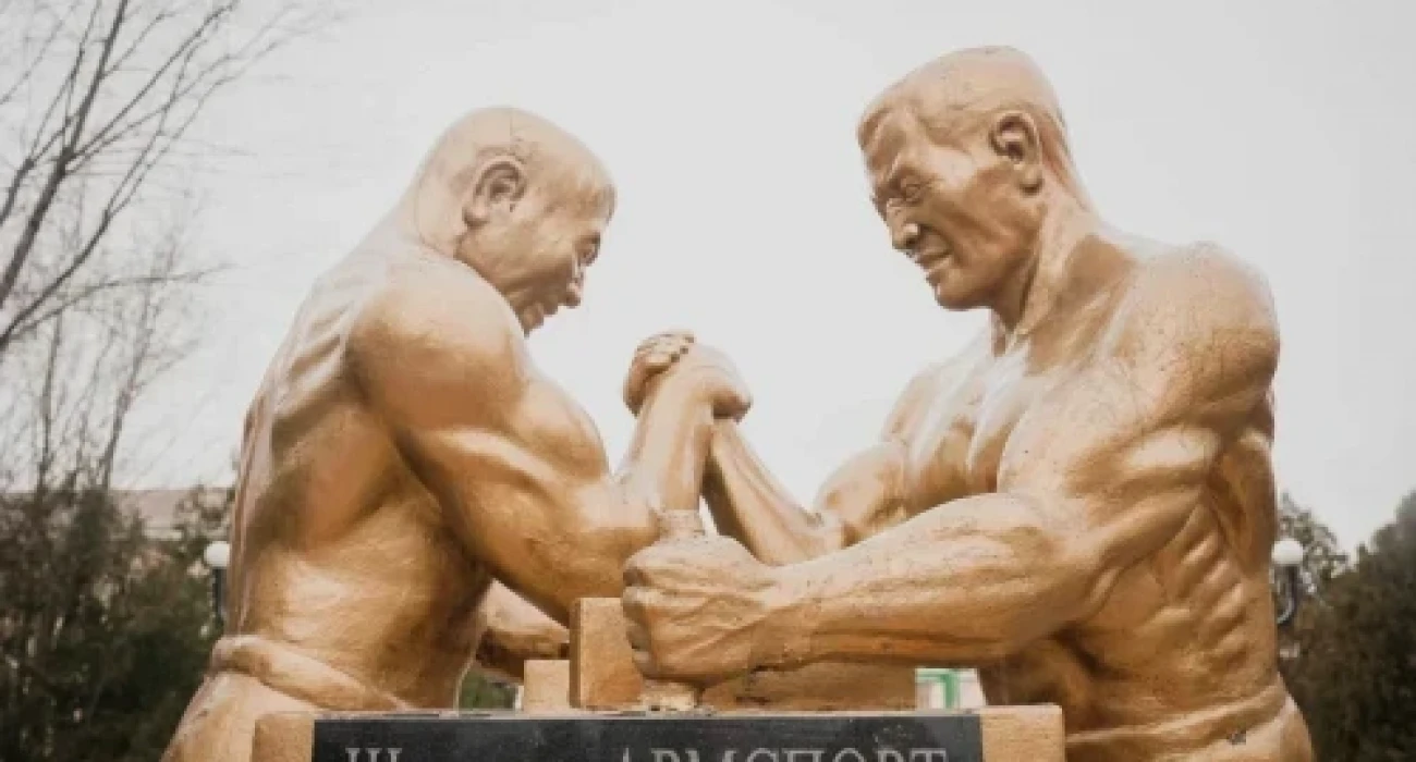 Жоғары сапалы түкті порно фотосуреттер