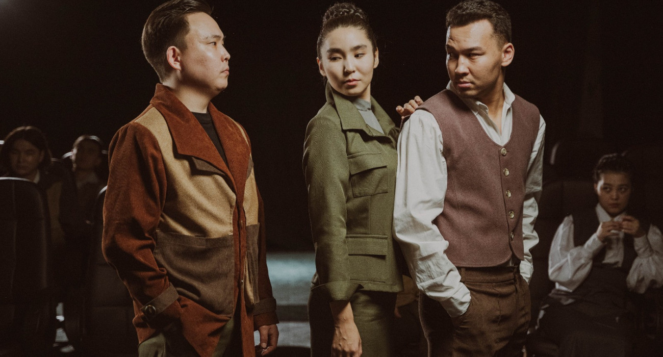 Жалаңаш жабайы әйелдердің суреттері