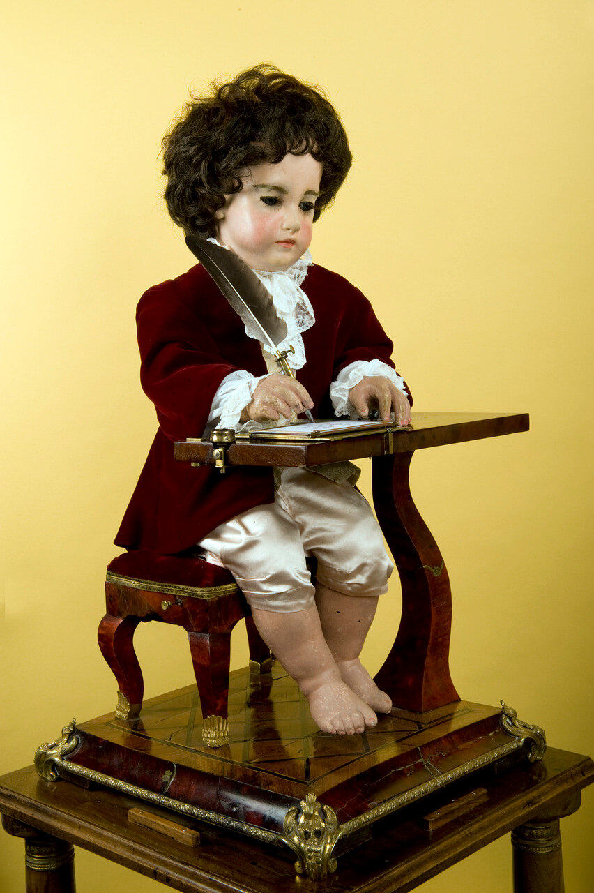 Менің сүйіктім үшін жақсы минет Нижиндегі жалаңаш қыздардың видеосын көріңіз.