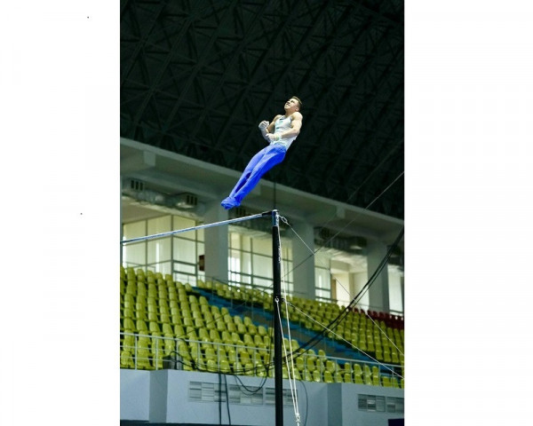 «Бірі - алтын»: Милад Карими Азия чемпионатында үш медаль иеленді
