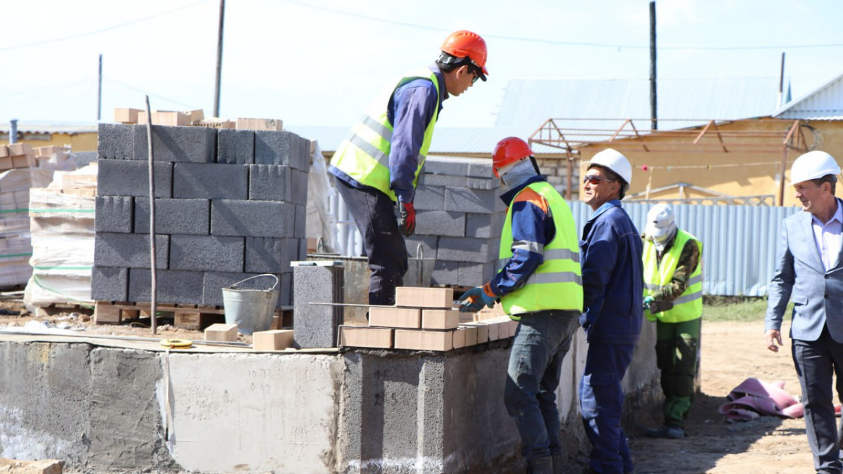 Ірі компаниялар үй салуға көмектеседі