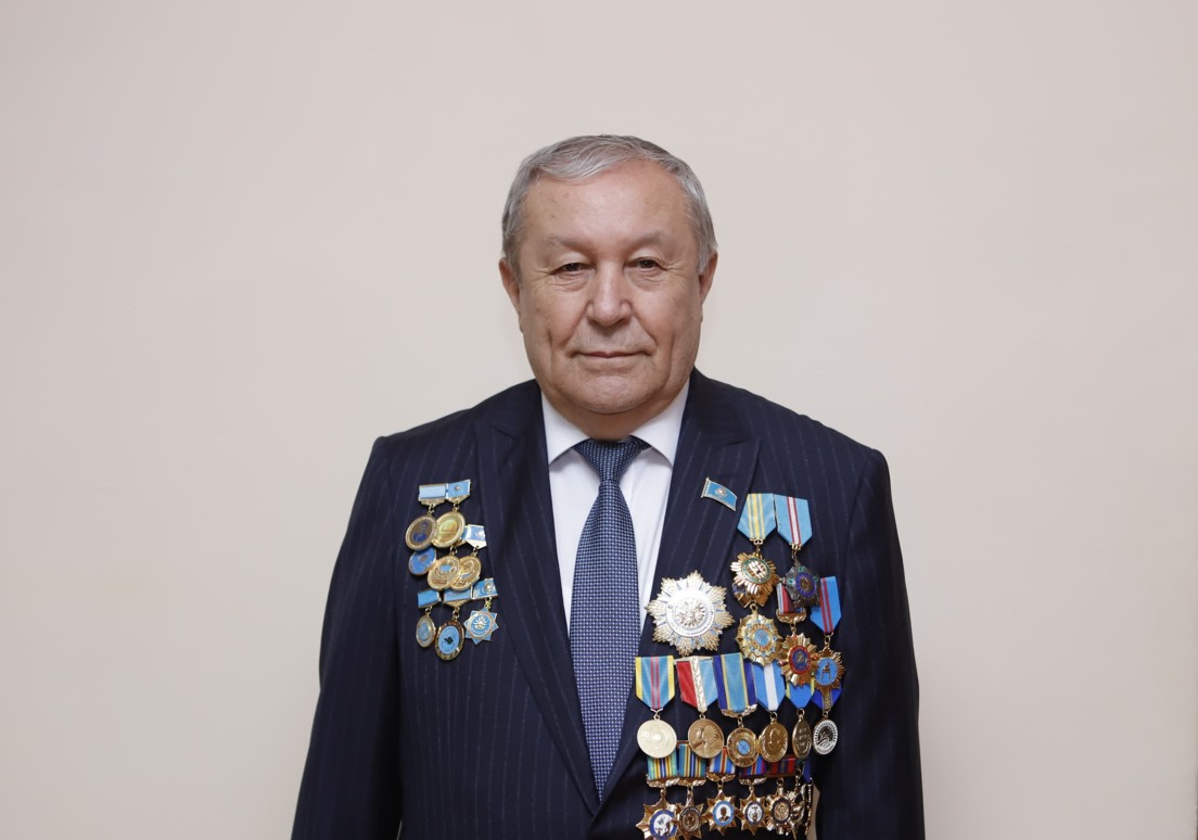 Низамхан СУЛАЙМАНОВ, Қазақстанның құрметті құрылысшысы: Мектеп, балабақша салу – сауапты іс