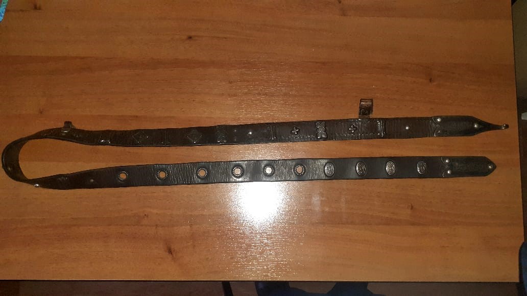 Айрықша зермен әдіптелген белбеу