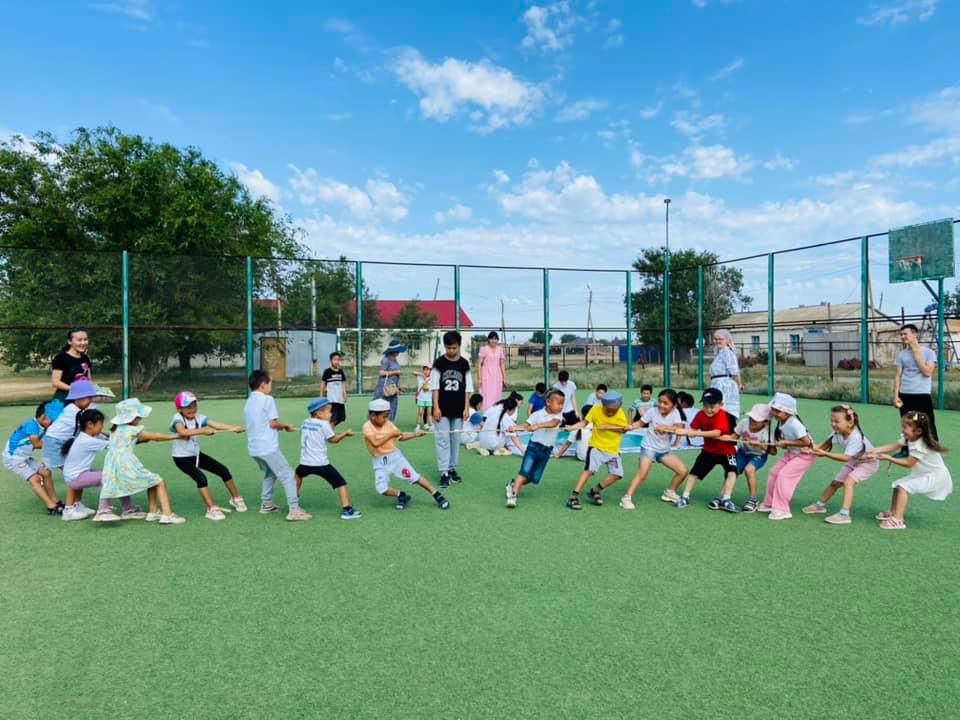 Жаз жайнатып, күн күлдіріп...