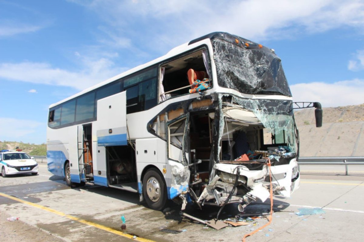 Автобус апаты: 1 адам қаза тауып, 11 адам жарақат алған
