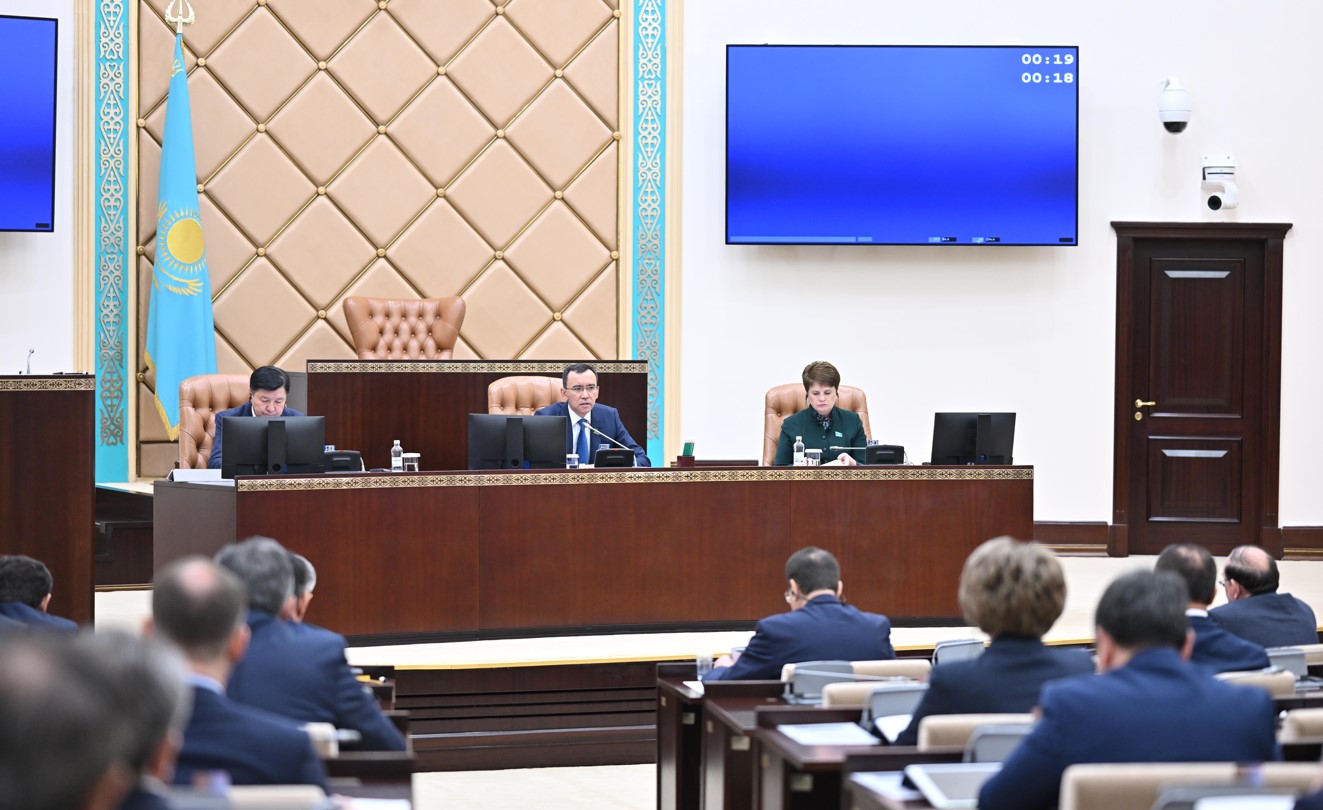 Әлеуметтік маңызды мәселелер оң шешімін күтеді