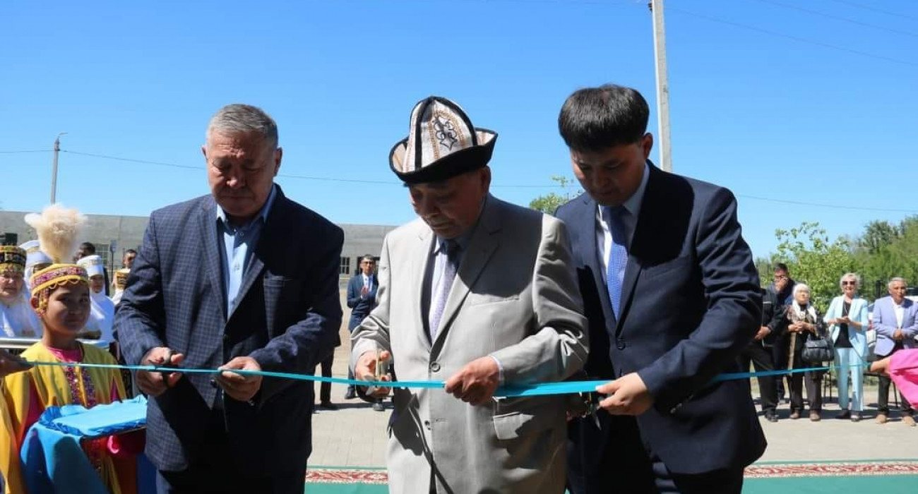 Ерлі-зайыптыларға арналған теңіз жағалауындағы секс Жалаңаш құрғақтар