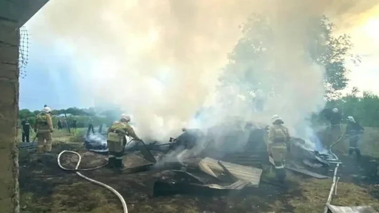 Алматыда тұрғын үй маңында шаруашылық ғимараты өртенді